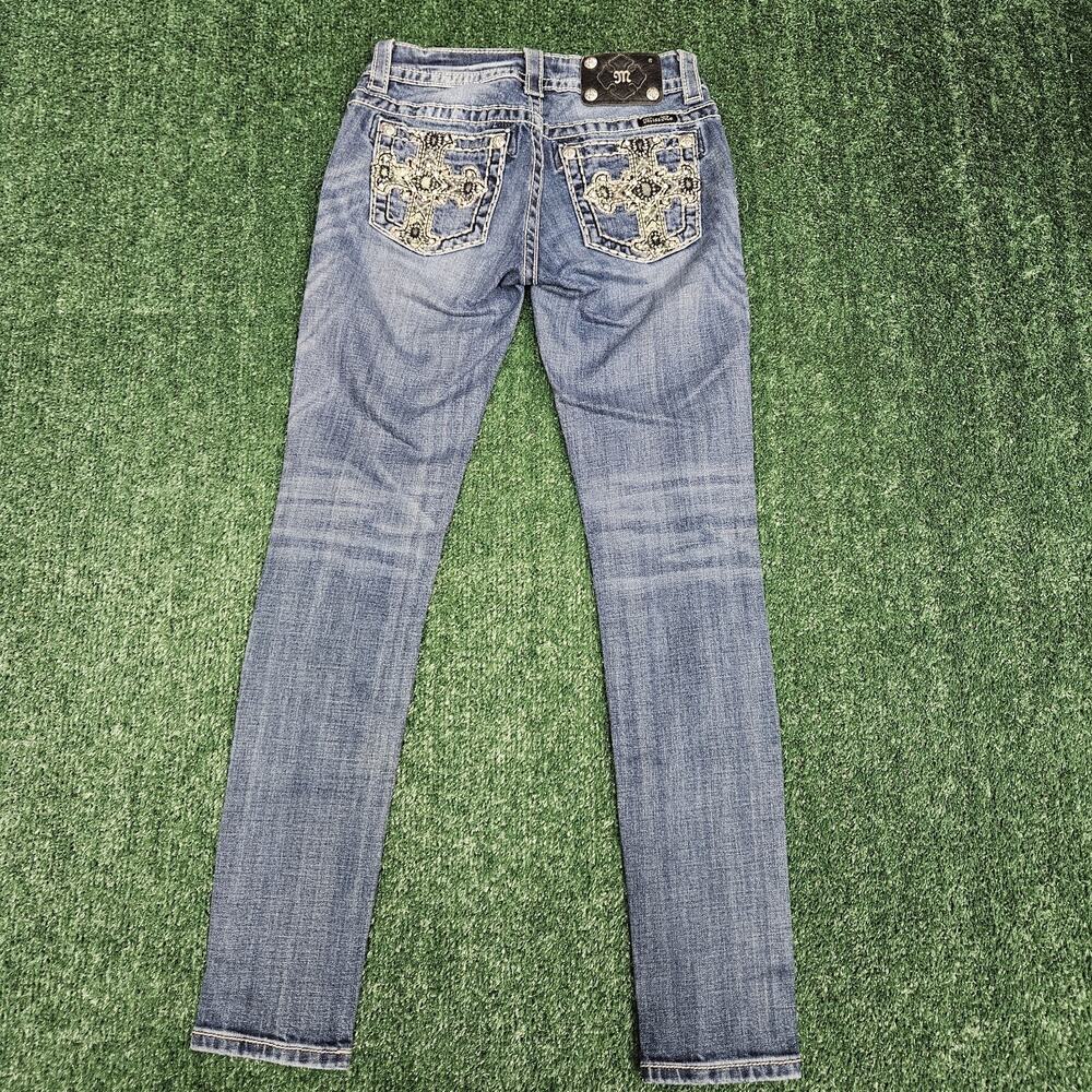 Miss Me womens light distressed blingy bootcut embroidered embellished cross 26